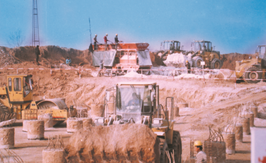 �������F�ڽ��r���εCе�Y���C��������